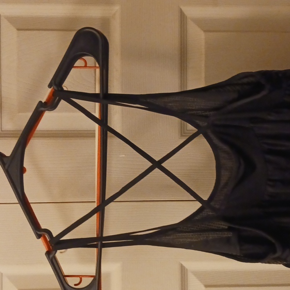Lingerie - Picture 5 of 5